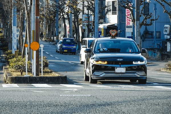 「走る棺桶」「走る火葬場」なぜそう呼ばれる？中国や韓国メーカーの車は本当に危ないの？過去にあった“炎上事故”とは