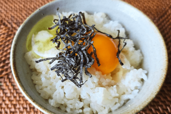 極・卵かけ・塩昆布
