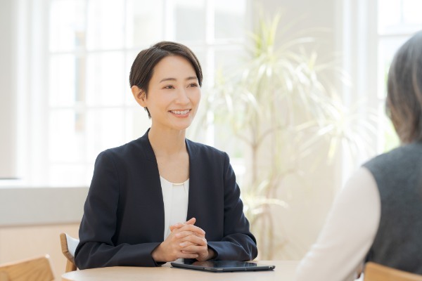 高卒で社労士（社会保険労務士）を目指したいなら何をすればいい？