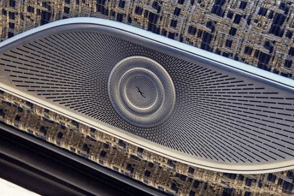 メルセデス・マイバッハの特別限定モデル「オート ヴォワチュール(Haute Voiture)」が日本上陸