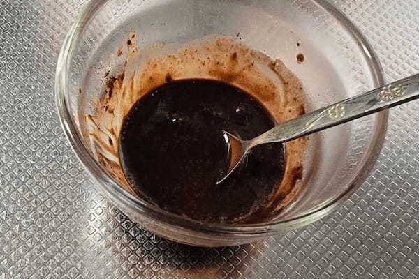 家で、カフェレベルの「アイスココア」作る方法　コップに注ぐ順番が超重要だった