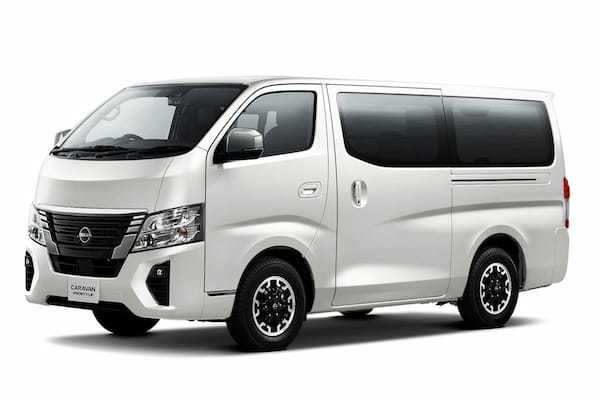 日産キャラバン 新法規に対応し、インテリジェント・ルームミラーを仕様変更