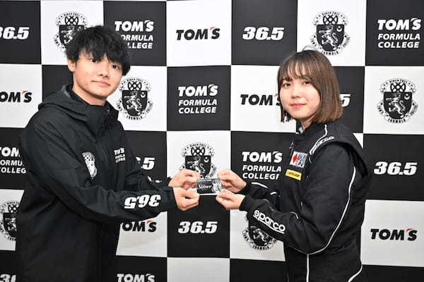 モータージャーナリスト修行中のZ世代クルマ好き女子がトムスの本物フォーミュラカーFIA-F4を初体験してきた件