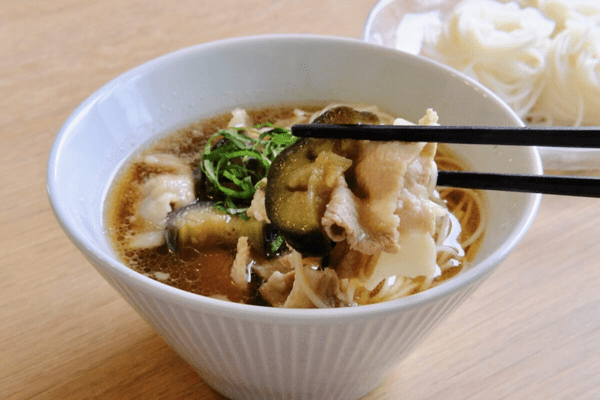 加藤綾菜　豚ナスそうめん
