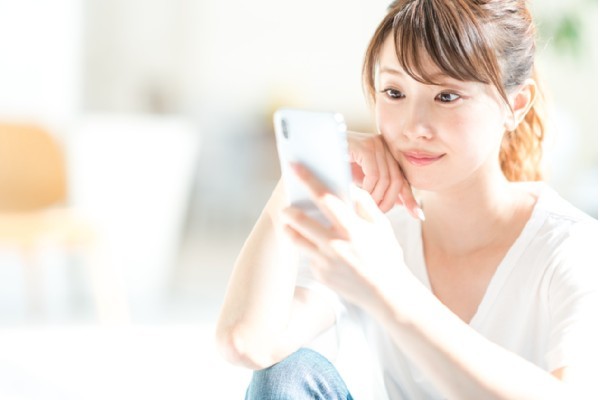 20～30代未婚男女、今年のお盆休みは自宅で１人きり