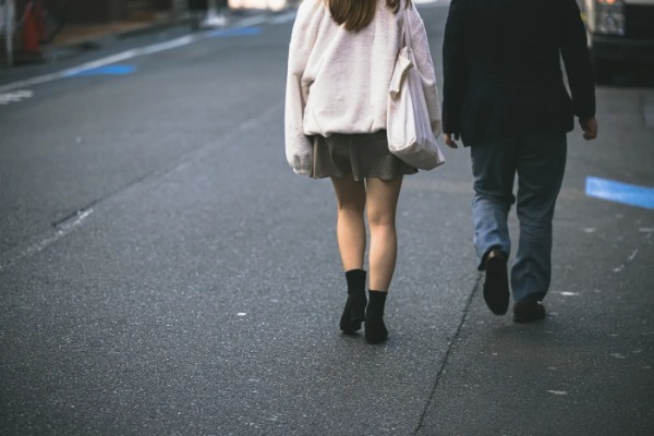 ドライな人は誤解されやすい？特徴と上手な付き合い方を解説！