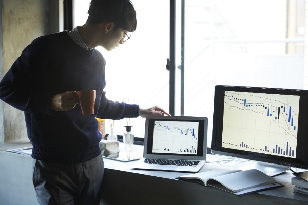 ネオ無職（ネオニート）とは？無職との違いは？収入はある？