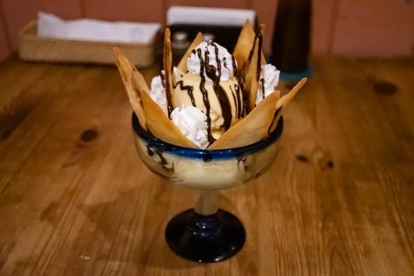 アメリカ軍人に人気のメキシコ料理店「マイクス」に行ってきた