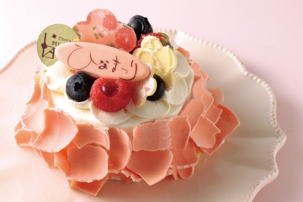 春を運ぶ桜モチーフのショコラや春の新作焼き菓子がショコラ専門店「ベルアメール」より登場します！ひな祭りをイメージした華やかなケーキも必見です。