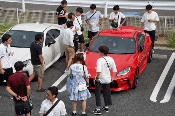 カクカクしたエッジの効いたスタイルに！　トヨタ GR86【みんなのクルマ】