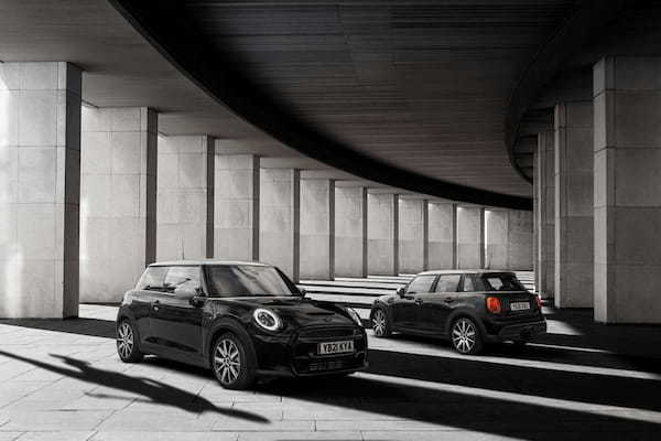 日本全国限定200台！ MINI 3ドアとMINI 5ドアベースの限定車「MINI シャドー・エディション」誕生