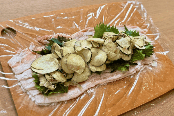 ふじたかなのワールドクッキング 豚バラなす折りたたみ焼き