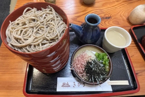 松江が誇る地酒「李白」の蔵元が松江のグルメ・酒場・観光スポットを完璧ナビゲート! 最高の1泊2日松江酒旅プラン完成!? きき酒師の漫才師「にほんしゅ」が巡る山陰・松江!(前編)