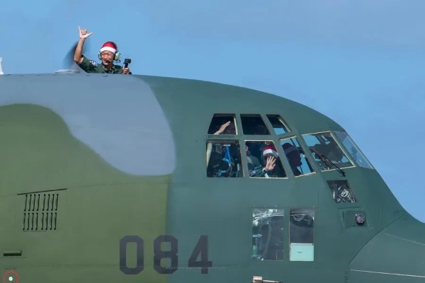 航空自衛隊C-130が参加 人道支援任務「クリスマス・ドロップ作戦」