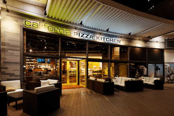 アメリカンレストラン「カリフォルニア・ピザ・キッチン」ラゾーナ川崎店　桜をテーマにした春のスペシャルメニューが登場
