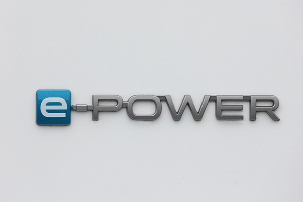 【クルマの通知表】セレナは「家族のファーストカー」。新開発e-POWERが提供するドライビングプレジャーとは