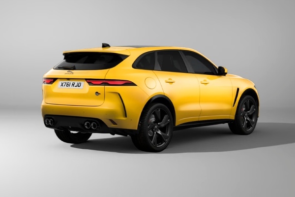 日本独自の特別仕様車「F-PACE SVR CURATED FOR JAPAN」が25台限定で登場