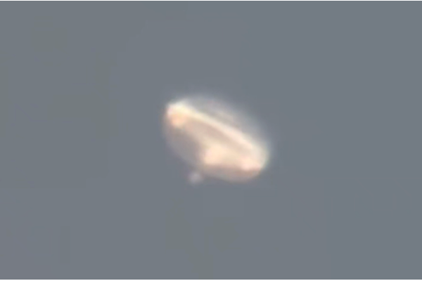 謎の「クラゲ型UFO」が同時多発？ UFO専門家が捉えた衝撃の映像と“不可解な現象”の画像2