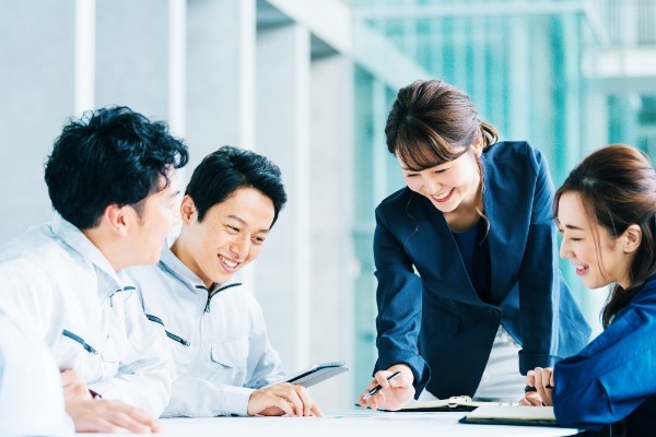 人間関係が上手くいかない人の特徴。職場の人間関係を改善する方法