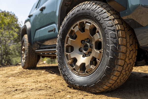 「4EVER Untamed」のキャッチを掲げた第6世代の新型トヨタ・4ランナーが米国デビュー