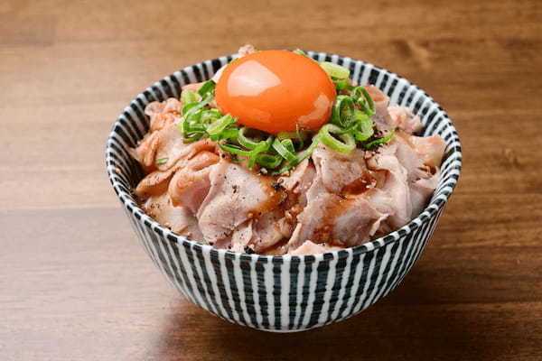 「雲雀のように春の空高く舞い上がって啜る」銀しゃりご飯を片手に中華そば!本格派ラーメン「おダシと銀しゃり 中華そば 雲雀 -hibari-」(プロデュース店)
