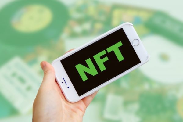 今話題のNFT、ちゃんと説明できる？書籍「だれにでもわかる NFTの解説書」発売中