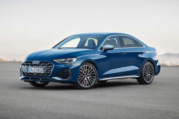 アウディ スタイリングとスポーティネスに磨きをかけた新型S3を発表
