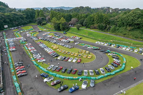 CARクラブガイド「DSCC(ダットサン・スポーツ・カー・クラブオブジャパン)/日産フェアレディZオーナーズクラブ