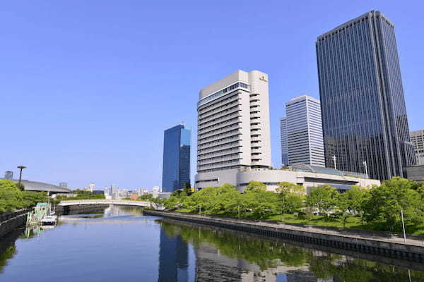 GWは、日帰りで“ハワイ食べ放題”！？圧倒的解放感を愉しむ“プールサイドビュッフェ”がオープン！