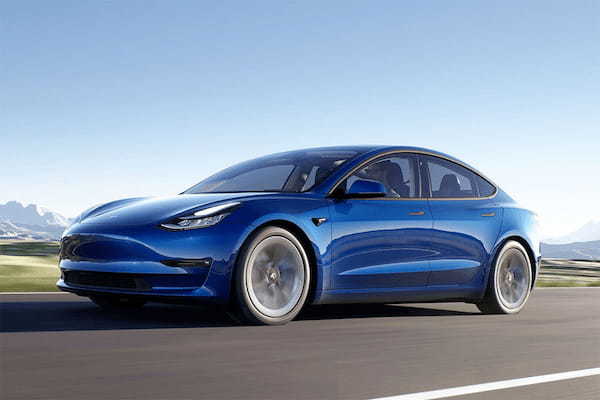 時代の流れにいかにして乗るか、ノンハイブリッド派も納得する【EV】