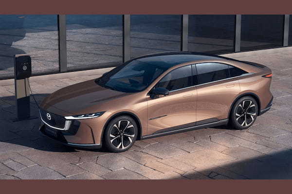 【北京モーターショー2024】マツダの中国専用EV、PHEV 「EZ-6」と電動コンセプトカー「創ARATA」を初公開
