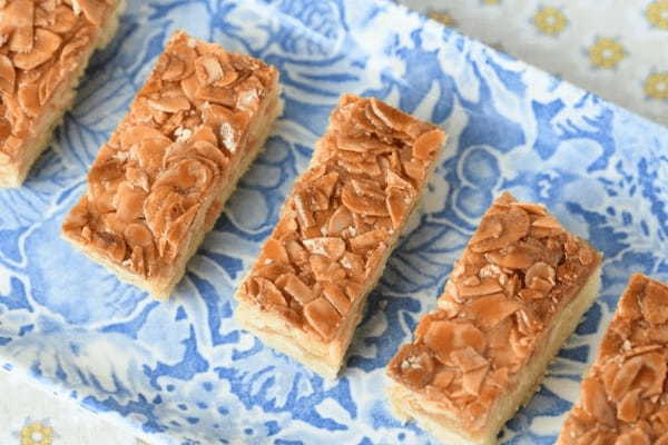 キャラメルとアーモンドの相性バツグンの「フロランタン」とはどんなお菓子?どこで生まれたお菓子でその名前にはどんな意味があるの?