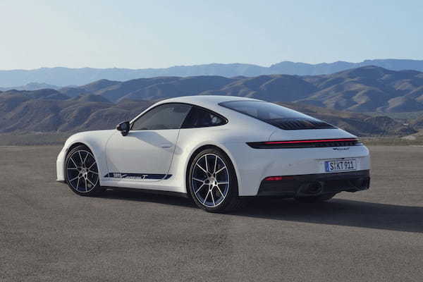 ポルシェ911 6速MT専用モデルとなるピュアな新型「911 カレラT」の予約受注を開始