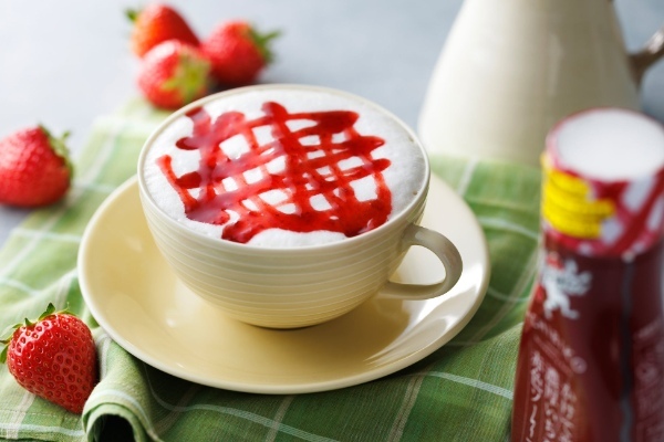 いちご好きの方におすすめする、かけて楽しむ濃厚いちごソース「いちびこソース」新発売 / トーストやヨーグルトにもぴったり / いちごスイーツ専門店『いちびこ(ICHIBIKO)』