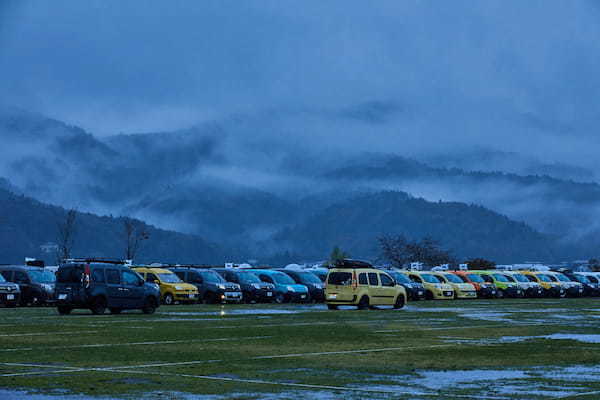 ルノーカングージャンボリー2023開催。雨天をついて1500台以上がイベントを満喫