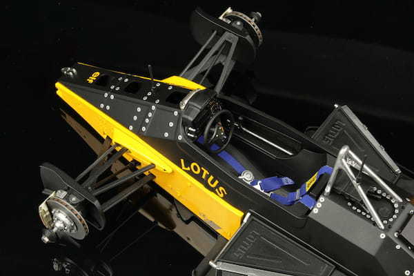 セナ選手がモナコで優勝。ロータス・ホンダ（99T）【ビッグスケール・プラモデル】が登場