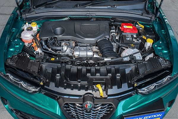 【最新モデル試乗】アルファロメオ電動化の明確な第一歩!先進のトナーレPHEVの個性と走り