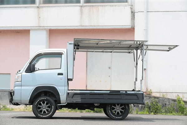 軽トラの荷台をもっと自由に!穴開け不要で脱着カンタンなキャリアフレーム