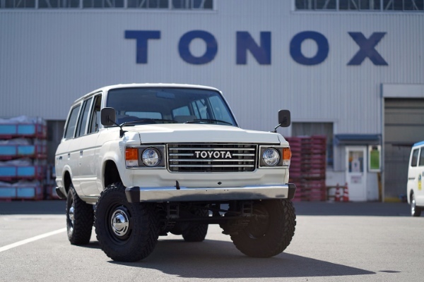 TONOX×FLEX、ランクル60コンバージョンEVを製作しJAPAN MOBILITY SHOW 2023に出展へ