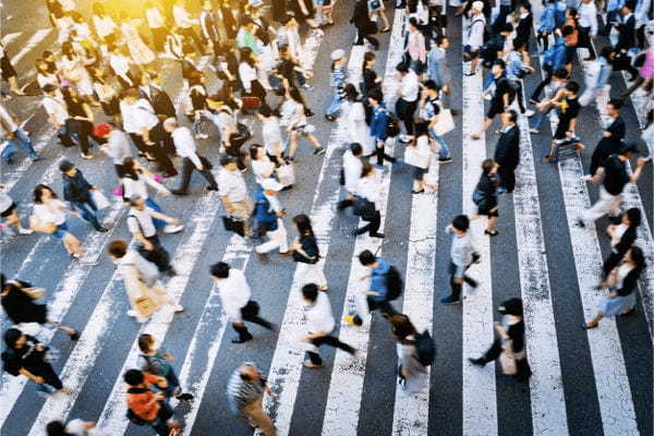 「港区リア充」と「地方リア充」に広がる断絶