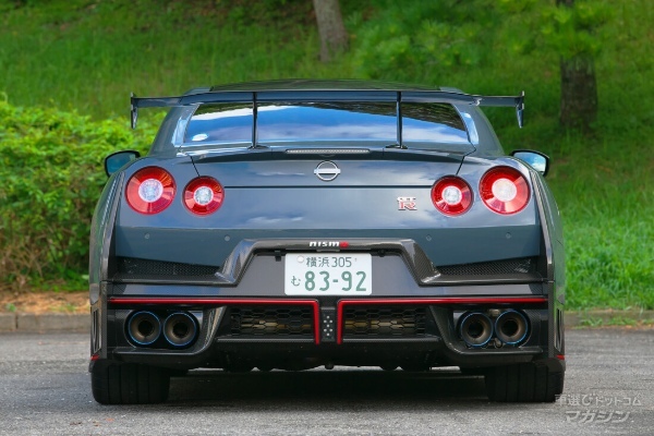 GT-R NISMOの22年モデルと24年モデルを比較