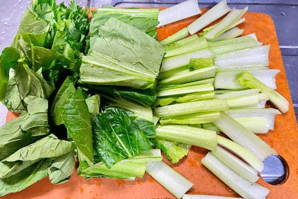 素材の美味しさ引き立つ「豆腐と小松菜の旨炒め」 肉なしでもメインを張るおかず