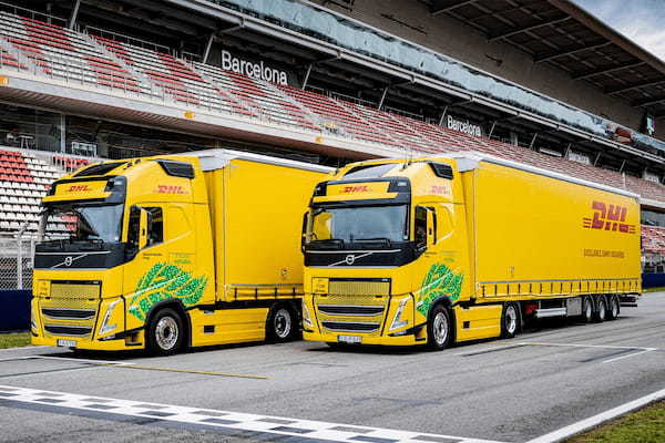 DHL、フォーミュラ1の機材輸送における二酸化炭素排出量を平均83%削減