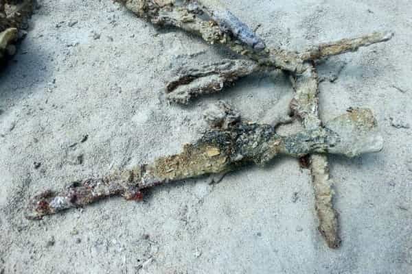 海中に眠る大量のライフル「M1ガーランド」を沖縄・残波岬沖で発見