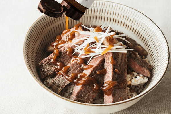 ダウンタウン・松本人志　初の食プロジェクトで世界へ！日本発の新うまみ調味料「Macchan UMAMI rich sauce」が60歳の誕生日、9月8日に予約販売スタート！