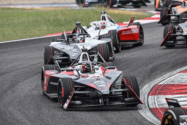 【フォーミュラEシーズン10】第11戦　中国・上海　ジャガーのミッチ・エバンスが今季2勝目　キャシディ3位、ローランド4位