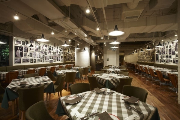 3種の自家製パンも登場。北イタリア・ヴェローナ本店100年の伝統を味わう新メニューが3月15日から。大阪・うめだ阪急「TRATTORIA AL POMPIERE（トラットリア アル・ポンピエーレ）」