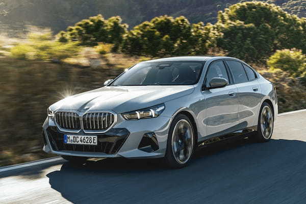 BMW5シリーズの8代目がデビュー　エグゼクティブを刺激する最先端装備を搭載