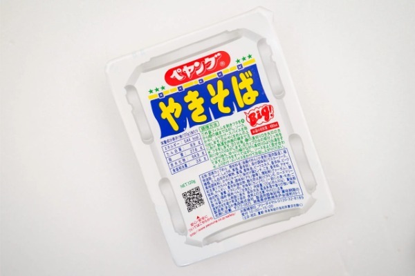 「真似しないでください…」　鳥羽周作シェフの“ペヤングを激ウマにする方法”がわんぱく過ぎて最高