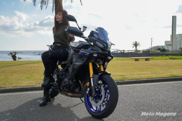 大きいけれど意外に優しい⁉︎　YAMAHA TRACER9 GTにバイク女子が試乗！